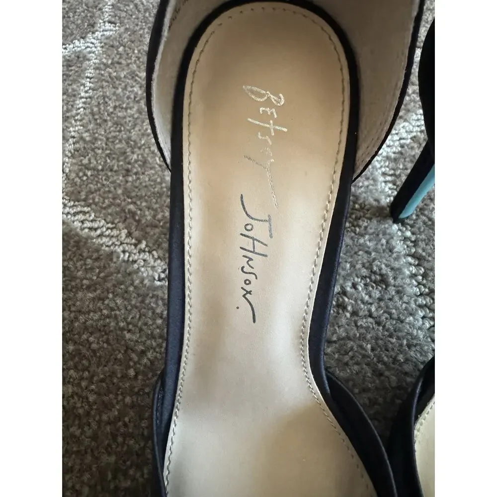Betsey Johnson SB Ellah Pearl Crystal Embellished Mesh High Heels Pointed Toe 8